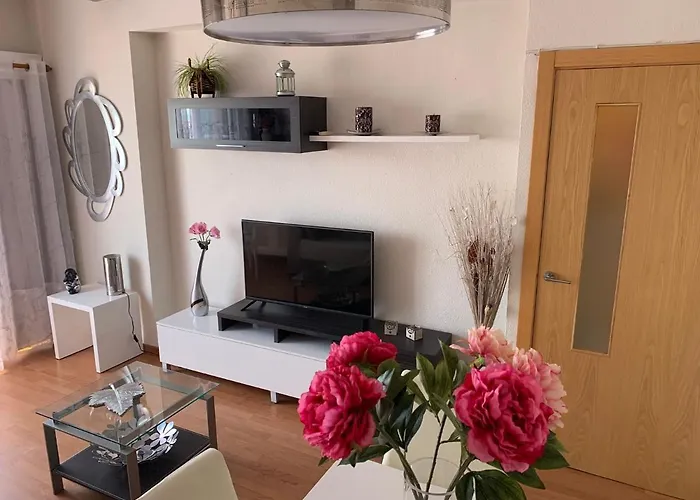 Апартаменти Primera Linea De Playa Paseo Maritimo Perla 5 *