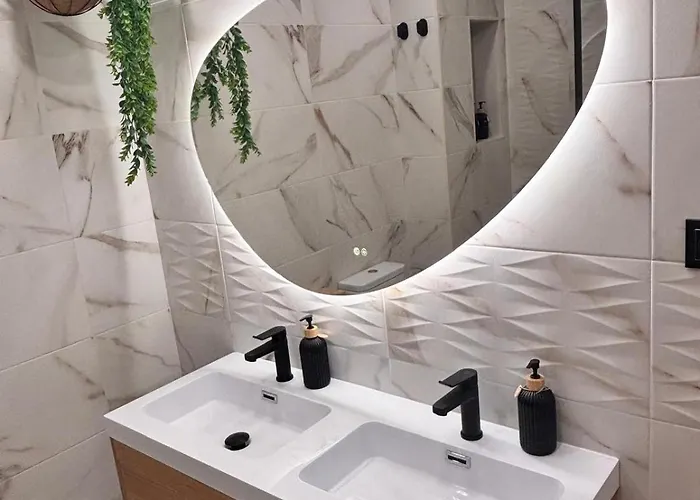 Апартаменти Primera Linea De Playa Paseo Maritimo Perla 5 Фуенхірола