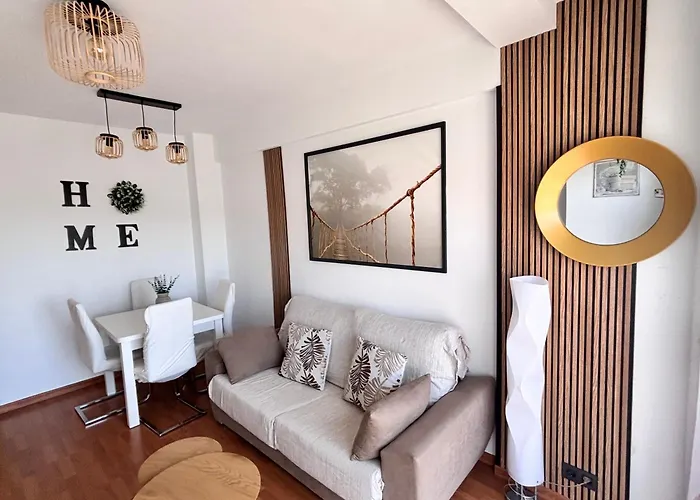 Primera Linea De Playa Paseo Maritimo Perla 5